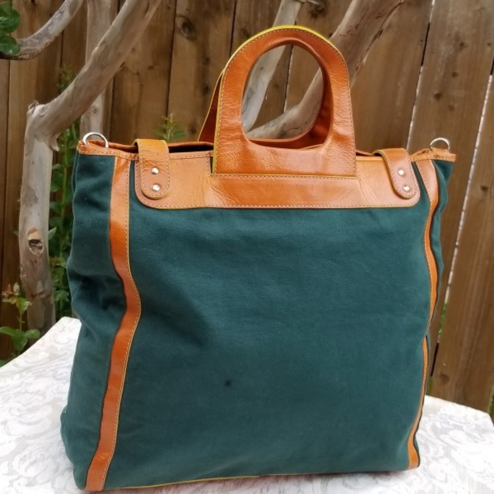 Barneys New York Green and Tan Travel Bag - Picture 6 of 16